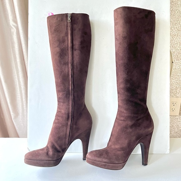 Prada brown suede platform boots - Picture 2 of 15